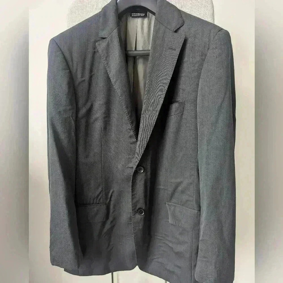 Boss by Hugo Boss Charcoal Gray Wool blazer - size 38R in good condition - Picture 2 of 10